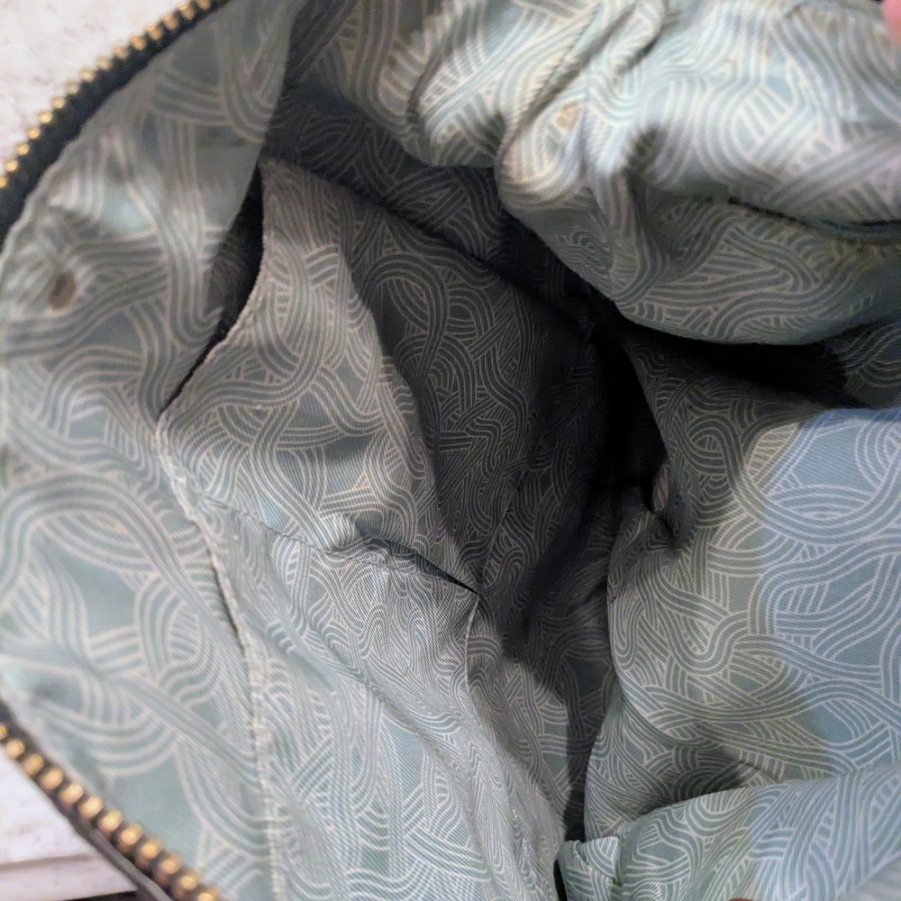 The Sak Black Leather Crossbody Messenger Bag - Picture 4 of 9